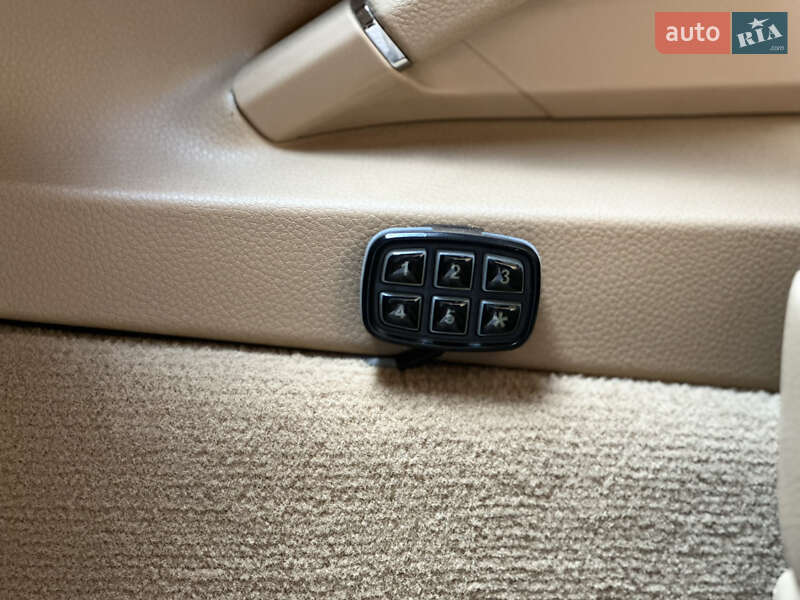 Внедорожник / Кроссовер Porsche Cayenne 2013 в Львове