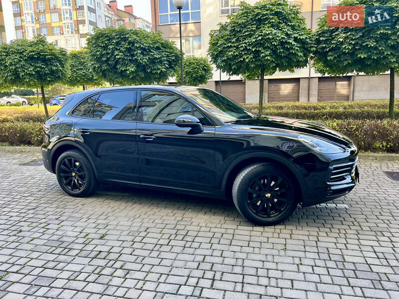 Позашляховик / Кросовер Porsche Cayenne 2020 в Івано-Франківську