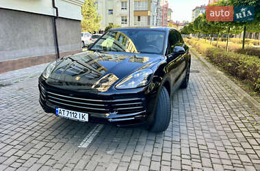 Внедорожник / Кроссовер Porsche Cayenne 2020 в 