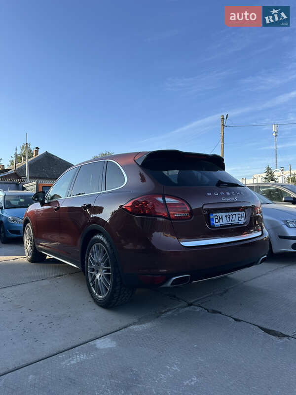 Внедорожник / Кроссовер Porsche Cayenne 2011 в Конотопе