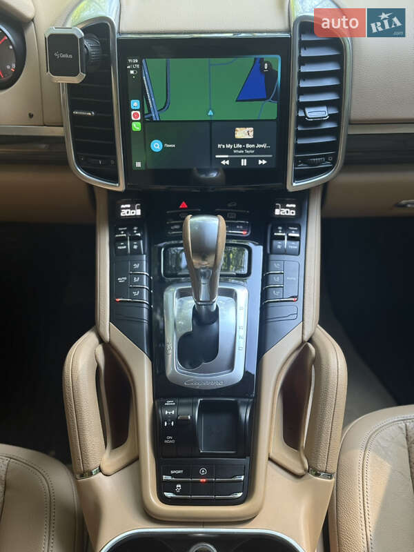 Внедорожник / Кроссовер Porsche Cayenne 2013 в Киеве фото 16 Внедорожник / Кроссовер Porsche Cayenne 2013 в Киеве
