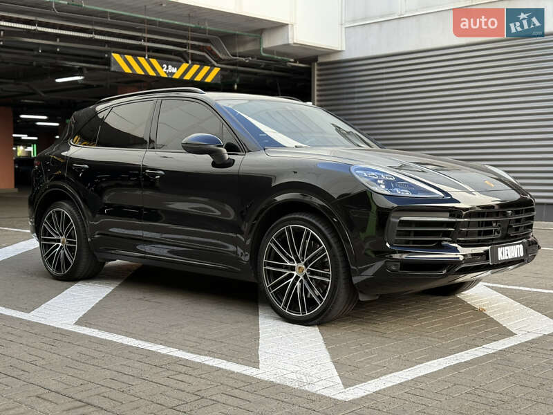 Позашляховик / Кросовер Porsche Cayenne 2021 в Києві