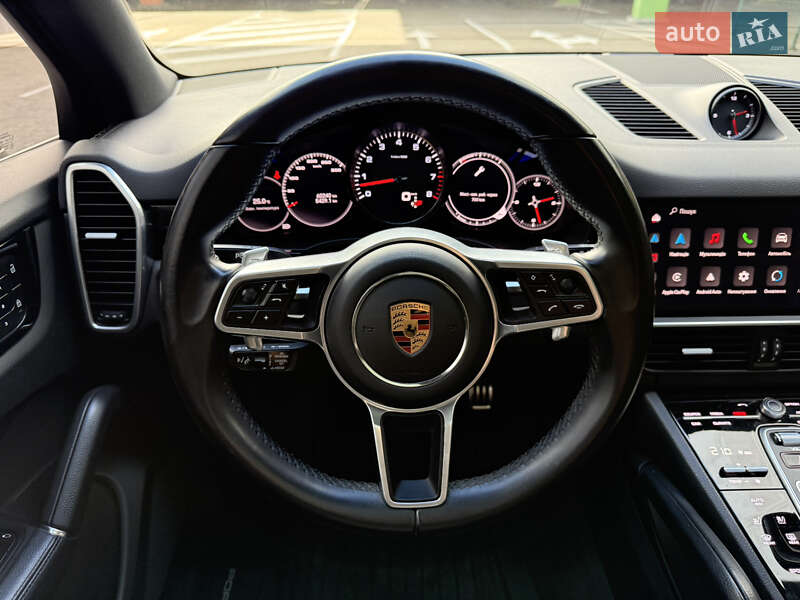 Позашляховик / Кросовер Porsche Cayenne 2021 в Києві