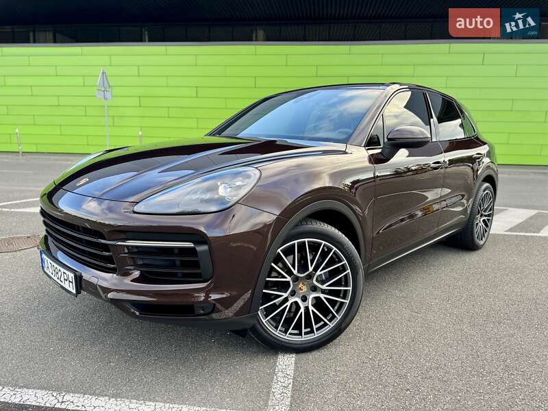 Позашляховик / Кросовер Porsche Cayenne 2018 в Києві