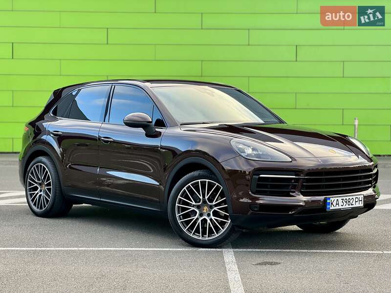 Позашляховик / Кросовер Porsche Cayenne 2018 в Києві