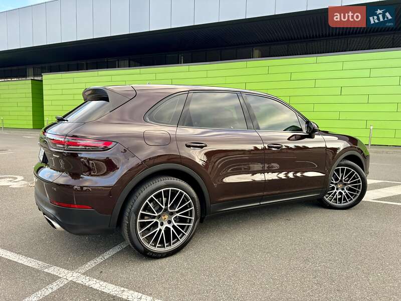 Позашляховик / Кросовер Porsche Cayenne 2018 в Києві