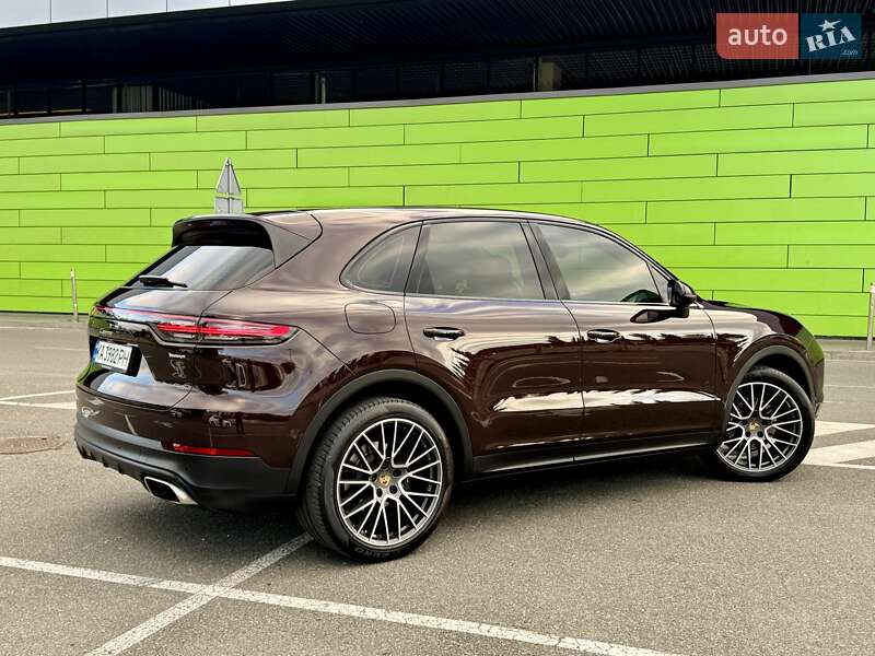 Позашляховик / Кросовер Porsche Cayenne 2018 в Києві