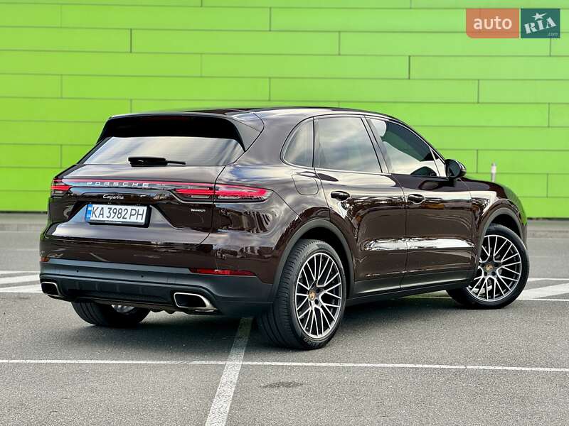 Позашляховик / Кросовер Porsche Cayenne 2018 в Києві