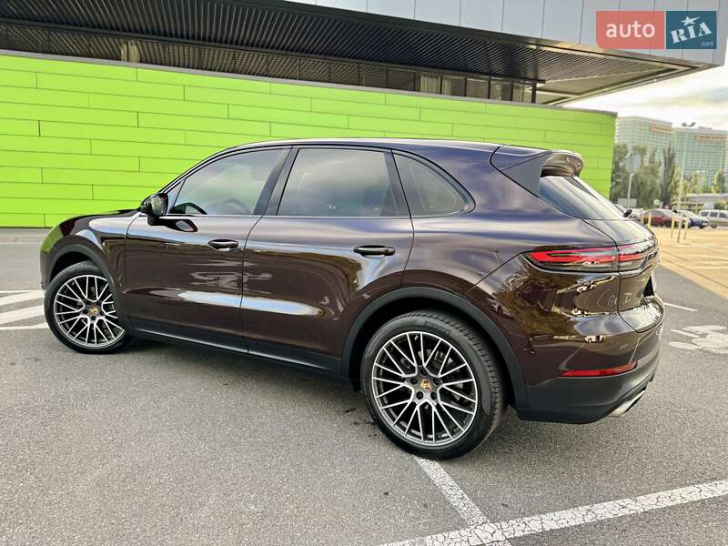 Позашляховик / Кросовер Porsche Cayenne 2018 в Києві
