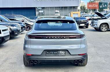 Позашляховик / Кросовер Porsche Cayenne 2024 в 