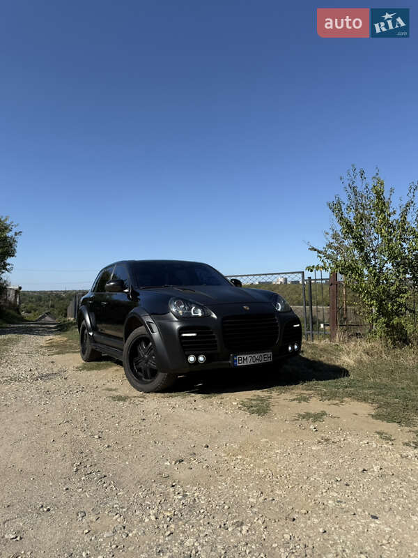 Porsche Cayenne 2004