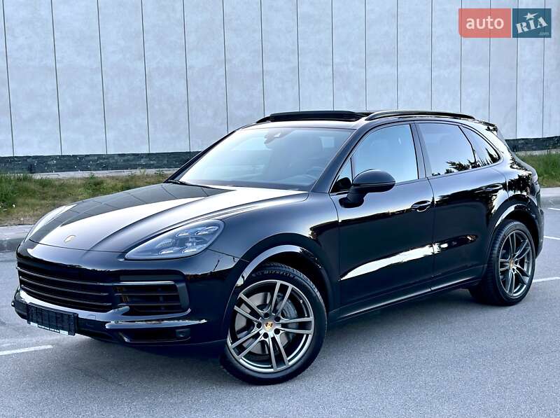 Внедорожник / Кроссовер Porsche Cayenne 2017 в Киеве