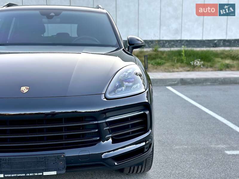 Внедорожник / Кроссовер Porsche Cayenne 2017 в Киеве