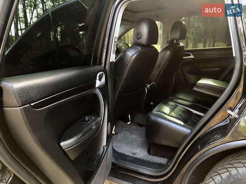 Внедорожник / Кроссовер Porsche Cayenne 2004 в Николаеве