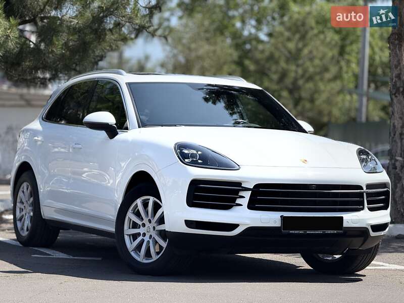 Позашляховик / Кросовер Porsche Cayenne 2017 в Одесі