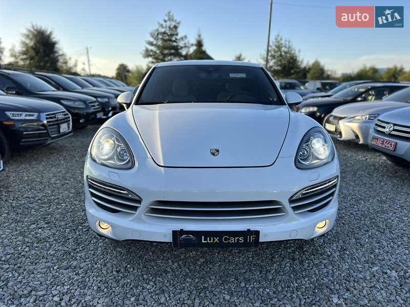 Внедорожник / Кроссовер Porsche Cayenne 2014 в Ивано-Франковске