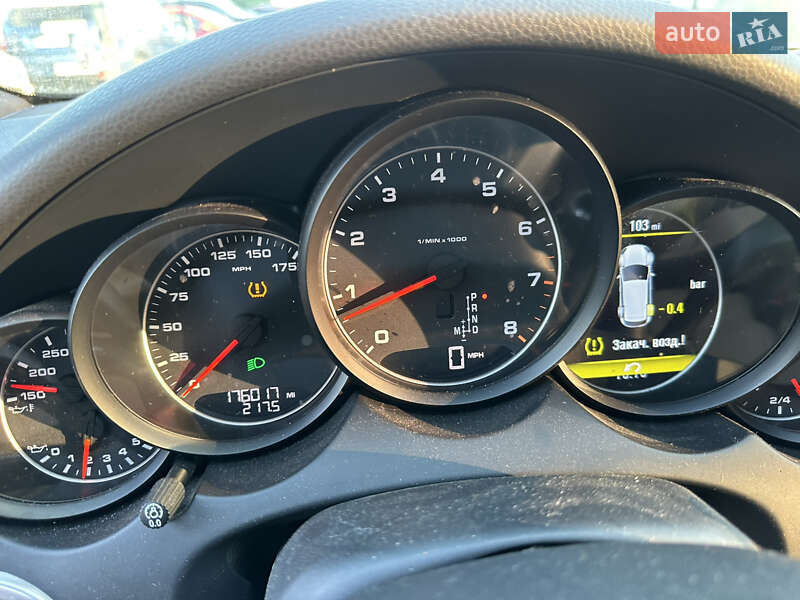 Внедорожник / Кроссовер Porsche Cayenne 2014 в Ивано-Франковске