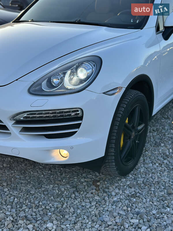 Внедорожник / Кроссовер Porsche Cayenne 2014 в Ивано-Франковске