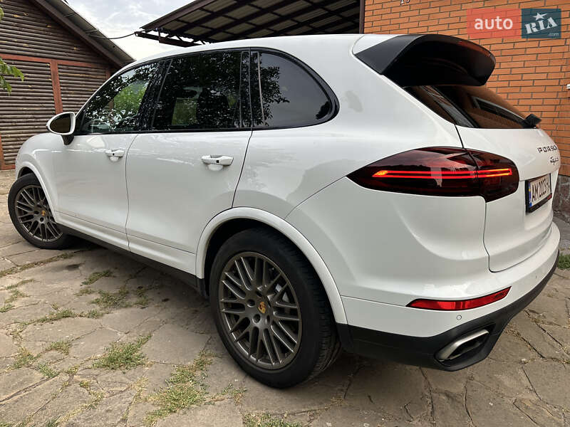 Внедорожник / Кроссовер Porsche Cayenne 2017 в Житомире фото 42 Внедорожник / Кроссовер Porsche Cayenne 2017 в Житомире
