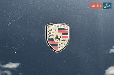 Внедорожник / Кроссовер Porsche Cayenne 2017 в 