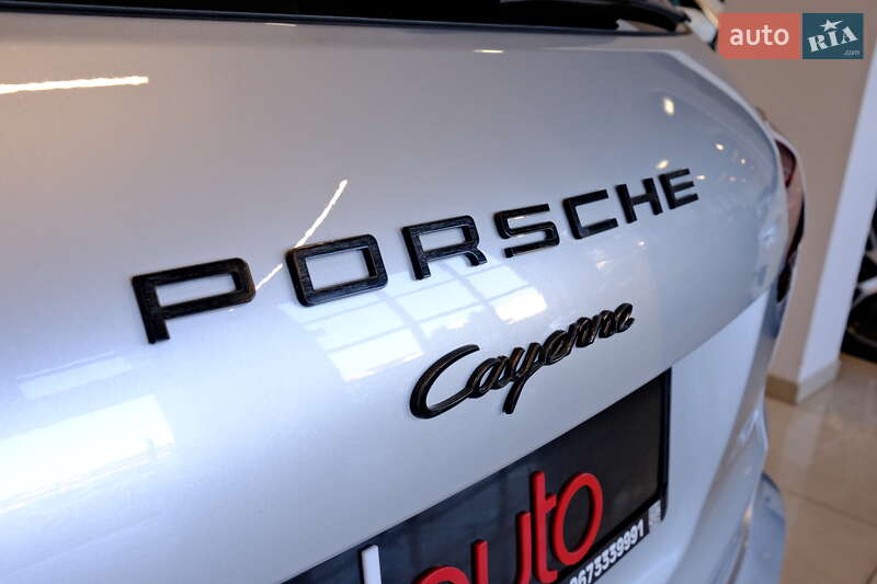 Внедорожник / Кроссовер Porsche Cayenne 2015 в Одессе