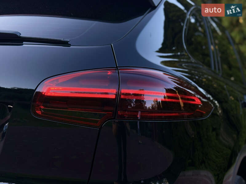 Внедорожник / Кроссовер Porsche Cayenne 2015 в Тернополе