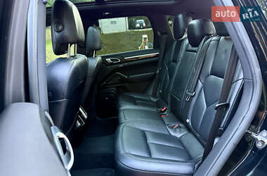 Позашляховик / Кросовер Porsche Cayenne 2015 в 