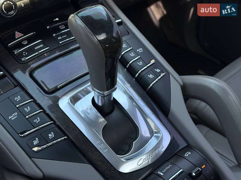 Внедорожник / Кроссовер Porsche Cayenne 2010 в Кривом Роге