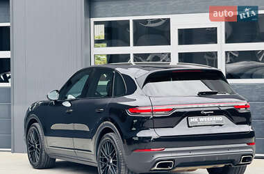 Позашляховик / Кросовер Porsche Cayenne 2018 в 