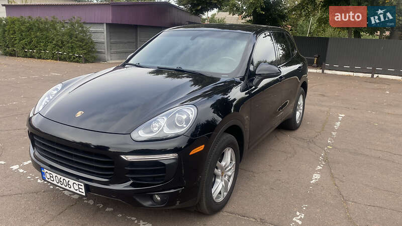 Позашляховик / Кросовер Porsche Cayenne 2016 в Чернігові