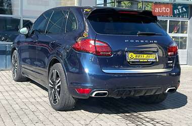 Внедорожник / Кроссовер Porsche Cayenne 2012 в 