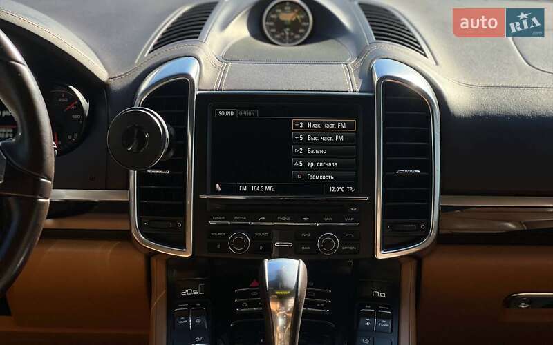 Позашляховик / Кросовер Porsche Cayenne 2012 в Івано-Франківську