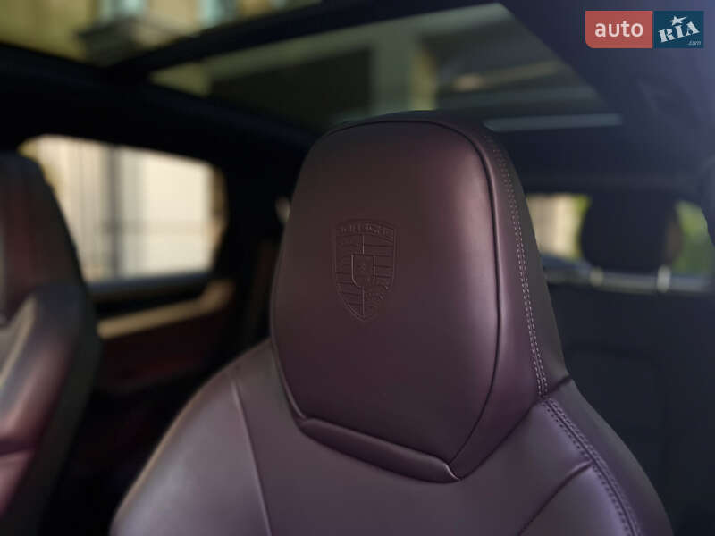 Позашляховик / Кросовер Porsche Cayenne 2023 в Одесі