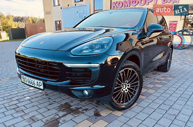 Внедорожник / Кроссовер Porsche Cayenne 2015 в Бродах