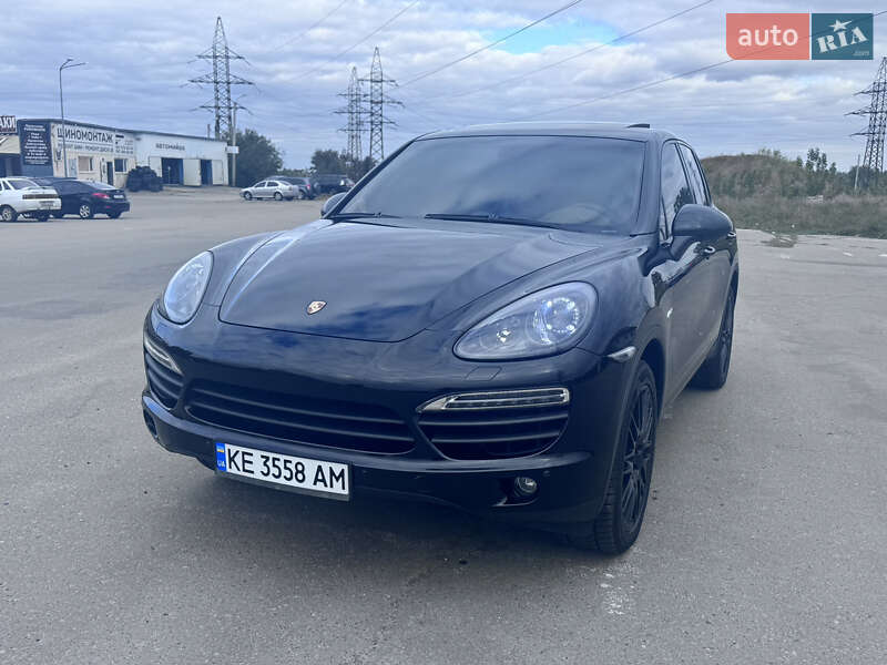 Позашляховик / Кросовер Porsche Cayenne 2014 в Харкові