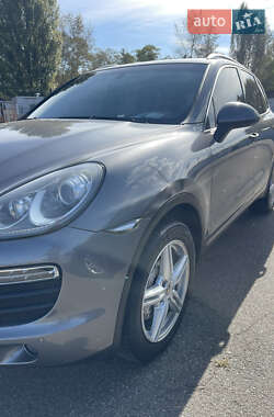 Внедорожник / Кроссовер Porsche Cayenne 2010 в 