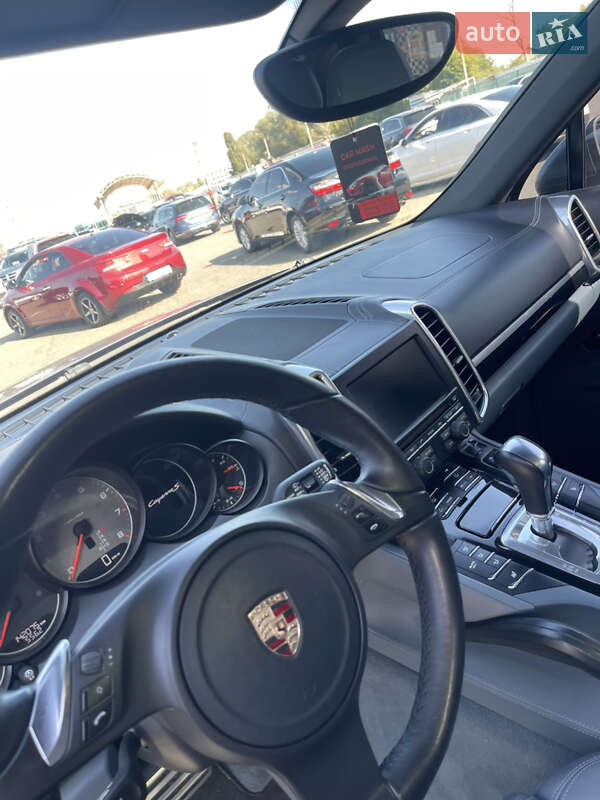 Внедорожник / Кроссовер Porsche Cayenne 2010 в Врадиевке фото 13 Внедорожник / Кроссовер Porsche Cayenne 2010 в Врадиевке