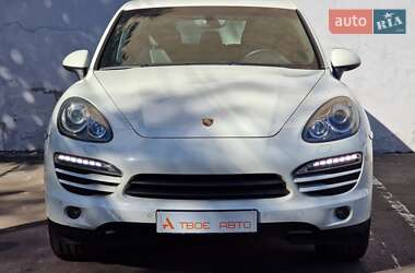 Внедорожник / Кроссовер Porsche Cayenne 2011 в 