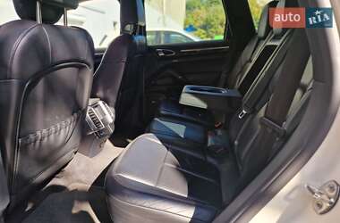 Внедорожник / Кроссовер Porsche Cayenne 2011 в 