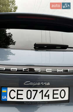 Внедорожник / Кроссовер Porsche Cayenne 2018 в 