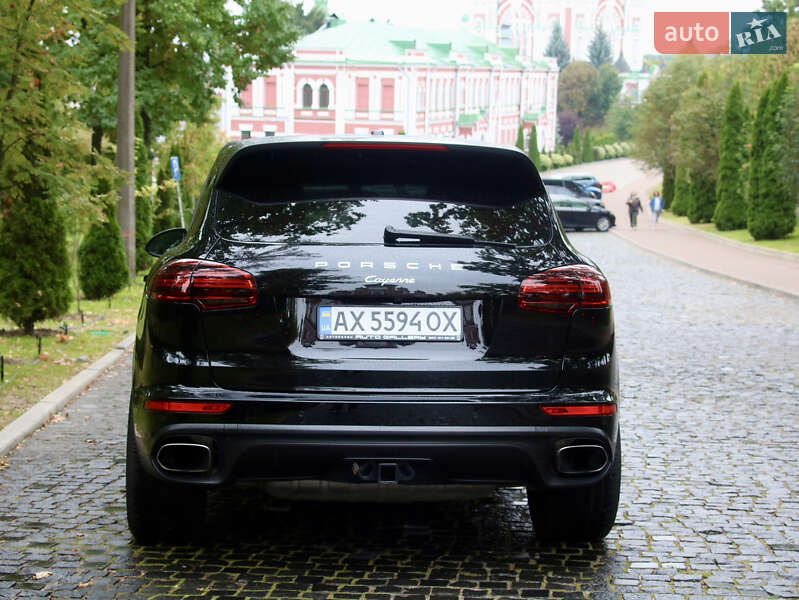 Внедорожник / Кроссовер Porsche Cayenne 2015 в Киеве фото 5 Внедорожник / Кроссовер Porsche Cayenne 2015 в Киеве