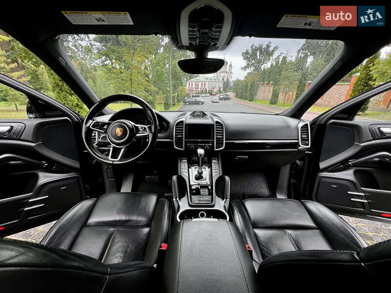 Внедорожник / Кроссовер Porsche Cayenne 2015 в Киеве фото 21 Внедорожник / Кроссовер Porsche Cayenne 2015 в Киеве