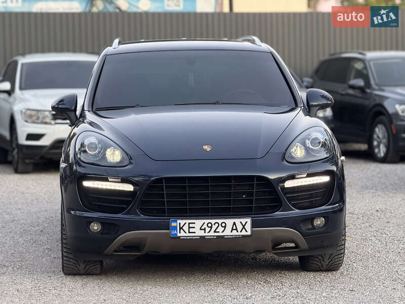 Внедорожник / Кроссовер Porsche Cayenne 2012 в Новомосковске