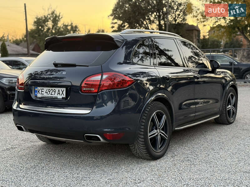 Внедорожник / Кроссовер Porsche Cayenne 2012 в Новомосковске