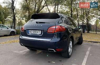 Позашляховик / Кросовер Porsche Cayenne 2011 в 
