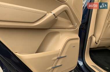 Позашляховик / Кросовер Porsche Cayenne 2011 в 