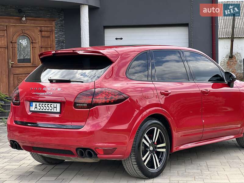 Внедорожник / Кроссовер Porsche Cayenne 2013 в Тячеве