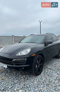Внедорожник / Кроссовер Porsche Cayenne 2011 в 
