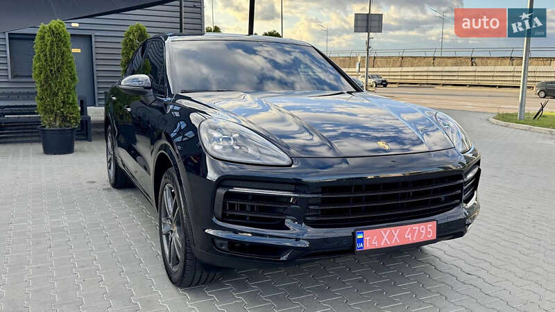 Позашляховик / Кросовер Porsche Cayenne 2019 в Києві