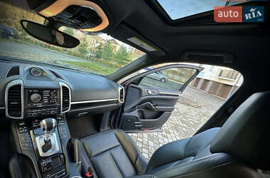 Внедорожник / Кроссовер Porsche Cayenne 2013 в 